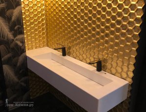 Столешница в ванную с большой квадратной раковиной